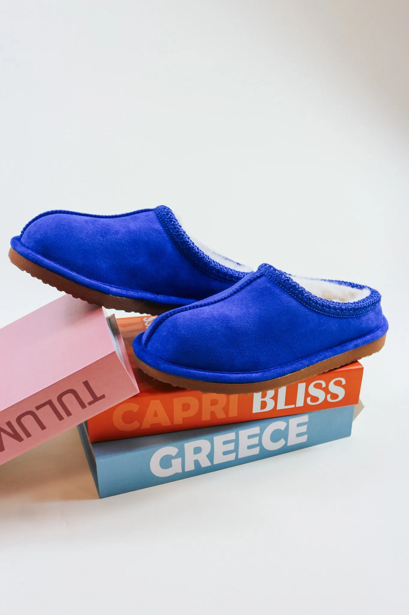 Cheers Very G Slippers -2 Colors