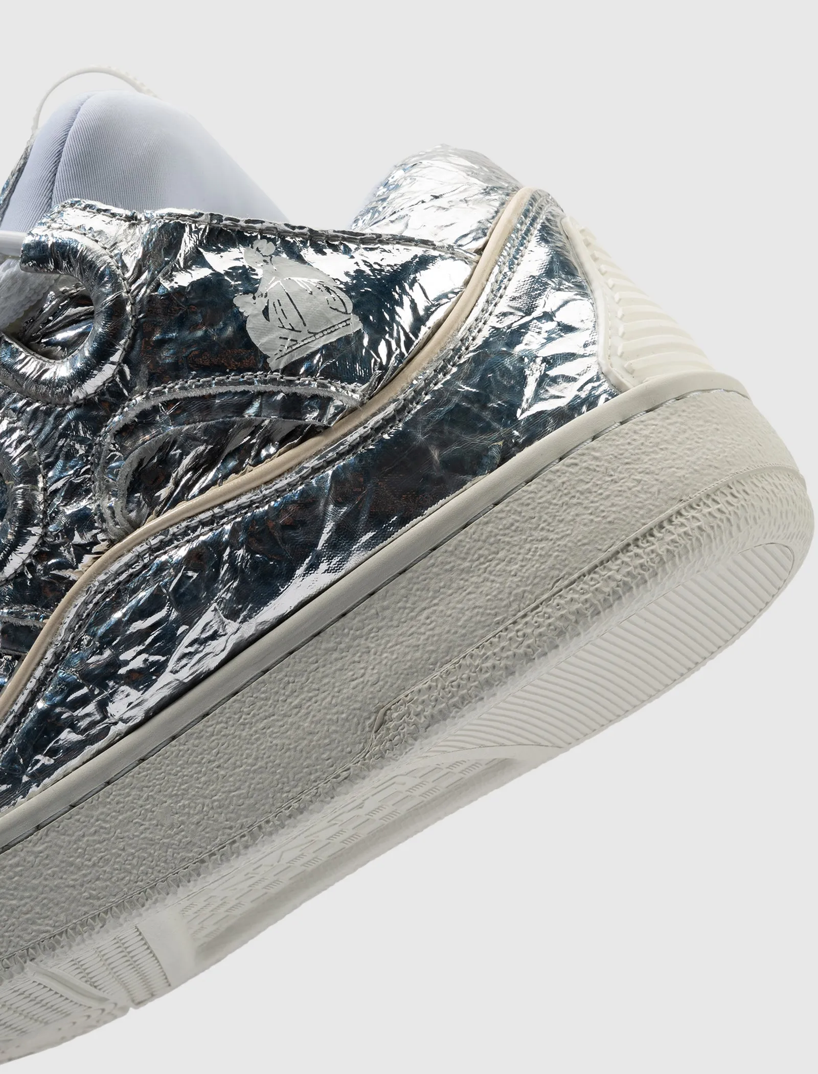 CURB SNEAKERS "SILVER"