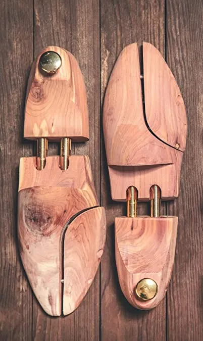 Kaps | Hand-Made 100% Cedar Wood Shoe Trees | Aromatic Refreshing Moisture Absorption