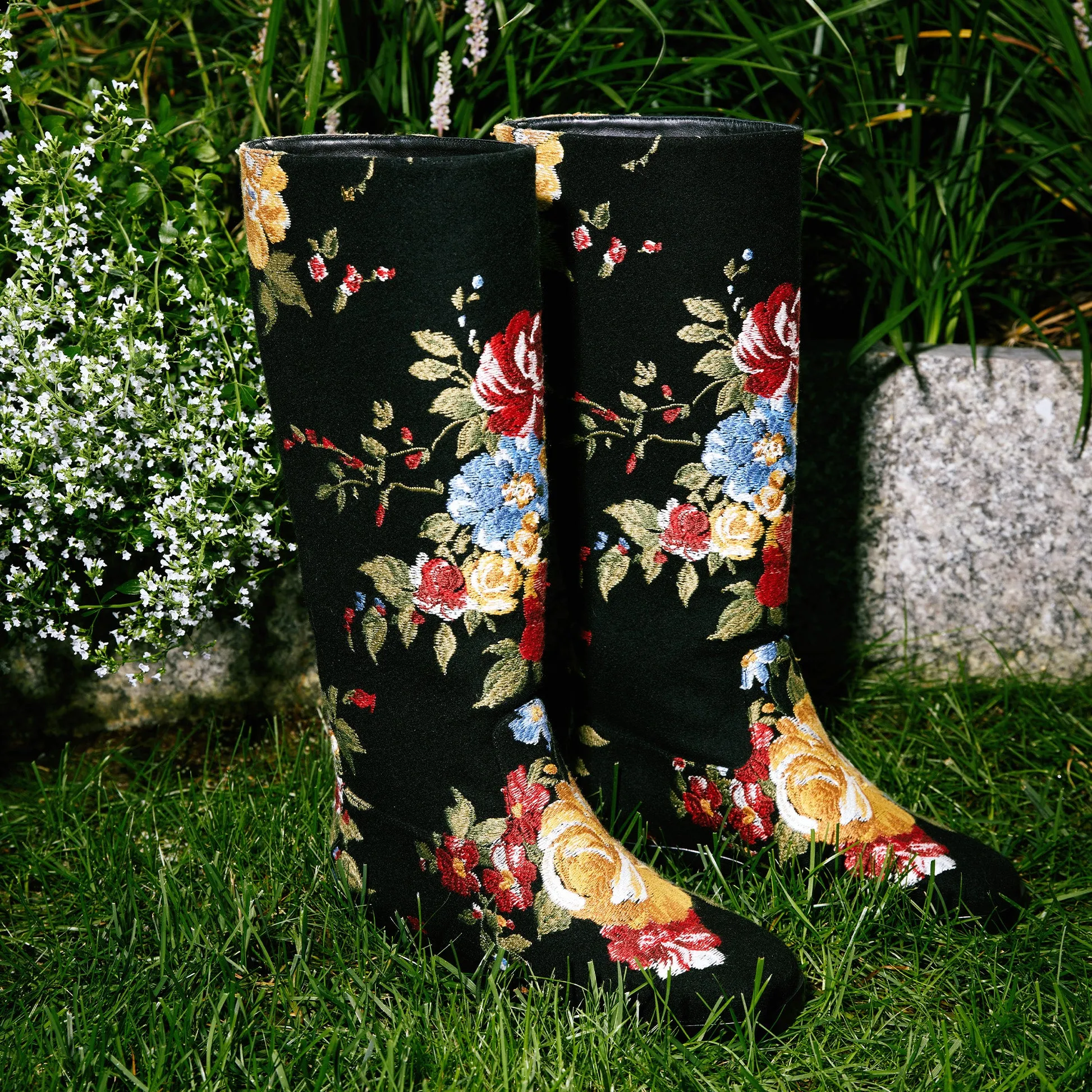 Larroudé x Markarian Flat Boot In Black Wool and Floral Embroidery