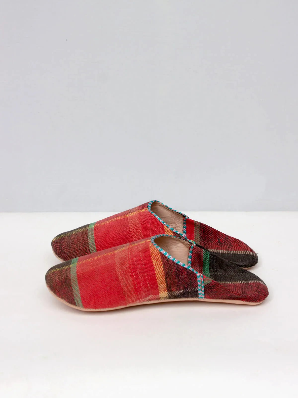 Moroccan Boujad Basic Babouche Slippers, Coral Check