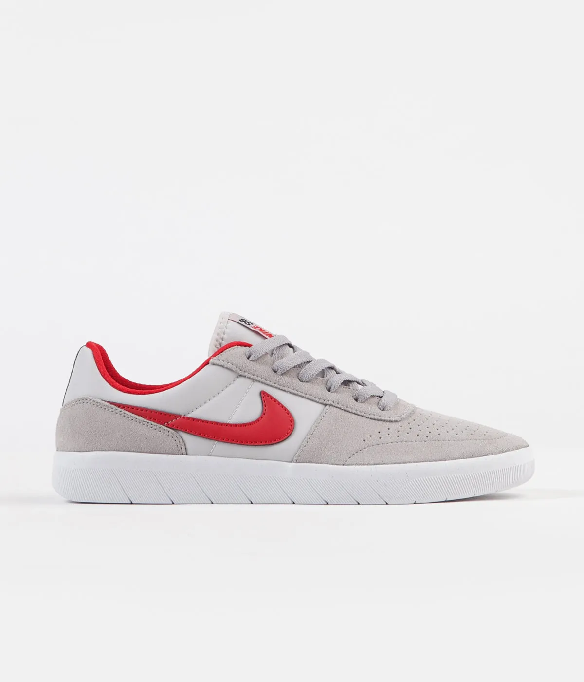 Nike SB Team Classic Shoes - Atmosphere Grey / University Red - Vast Grey