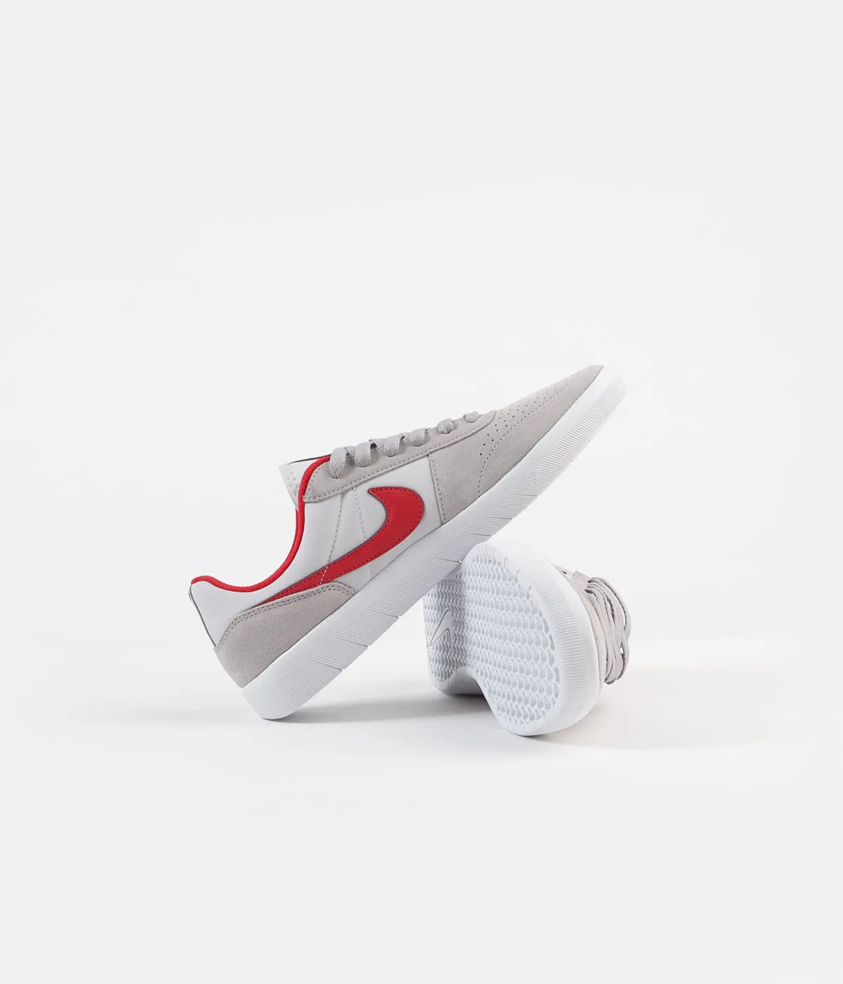 Nike SB Team Classic Shoes - Atmosphere Grey / University Red - Vast Grey