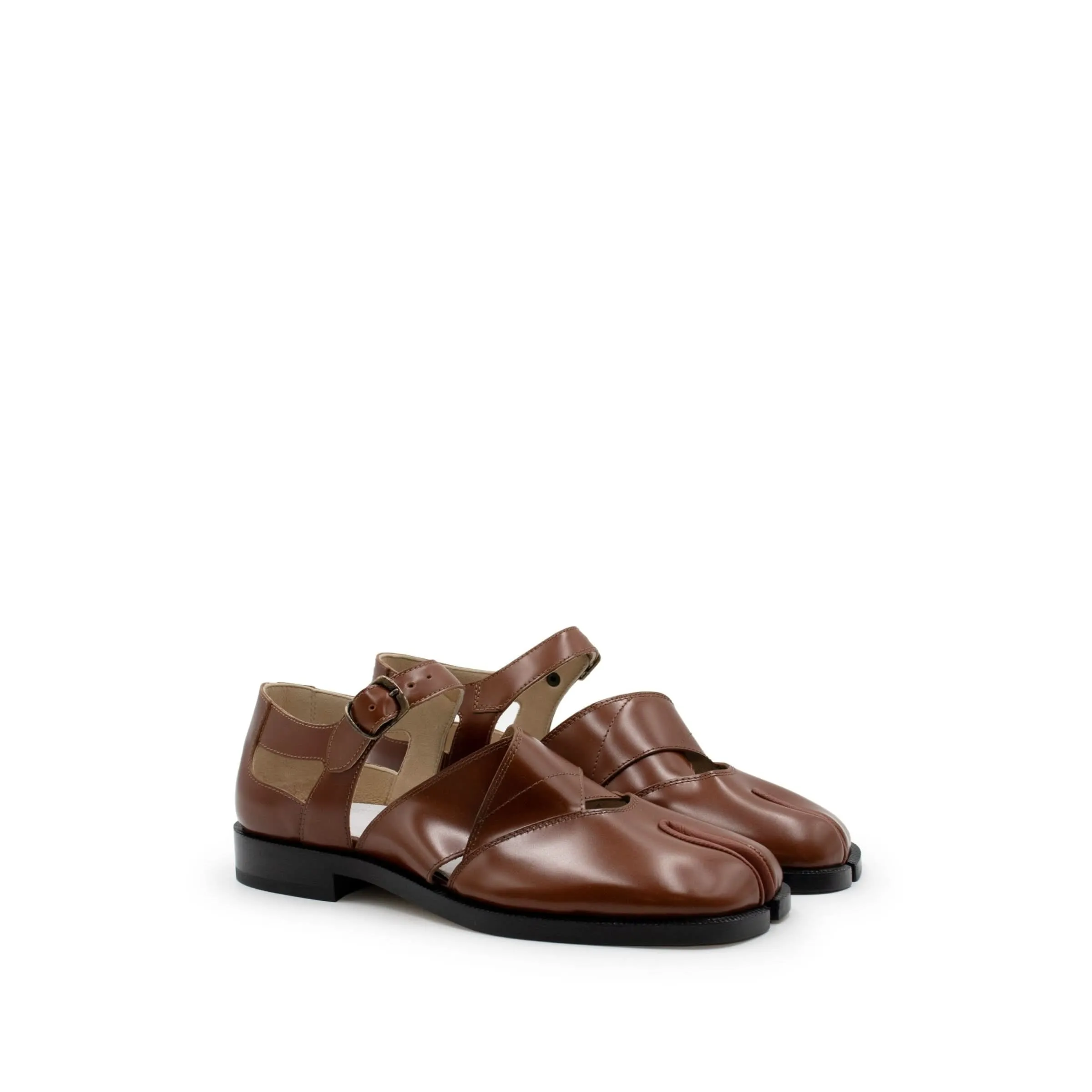 Tabi Toe Cut Out Sandals in Sequoia