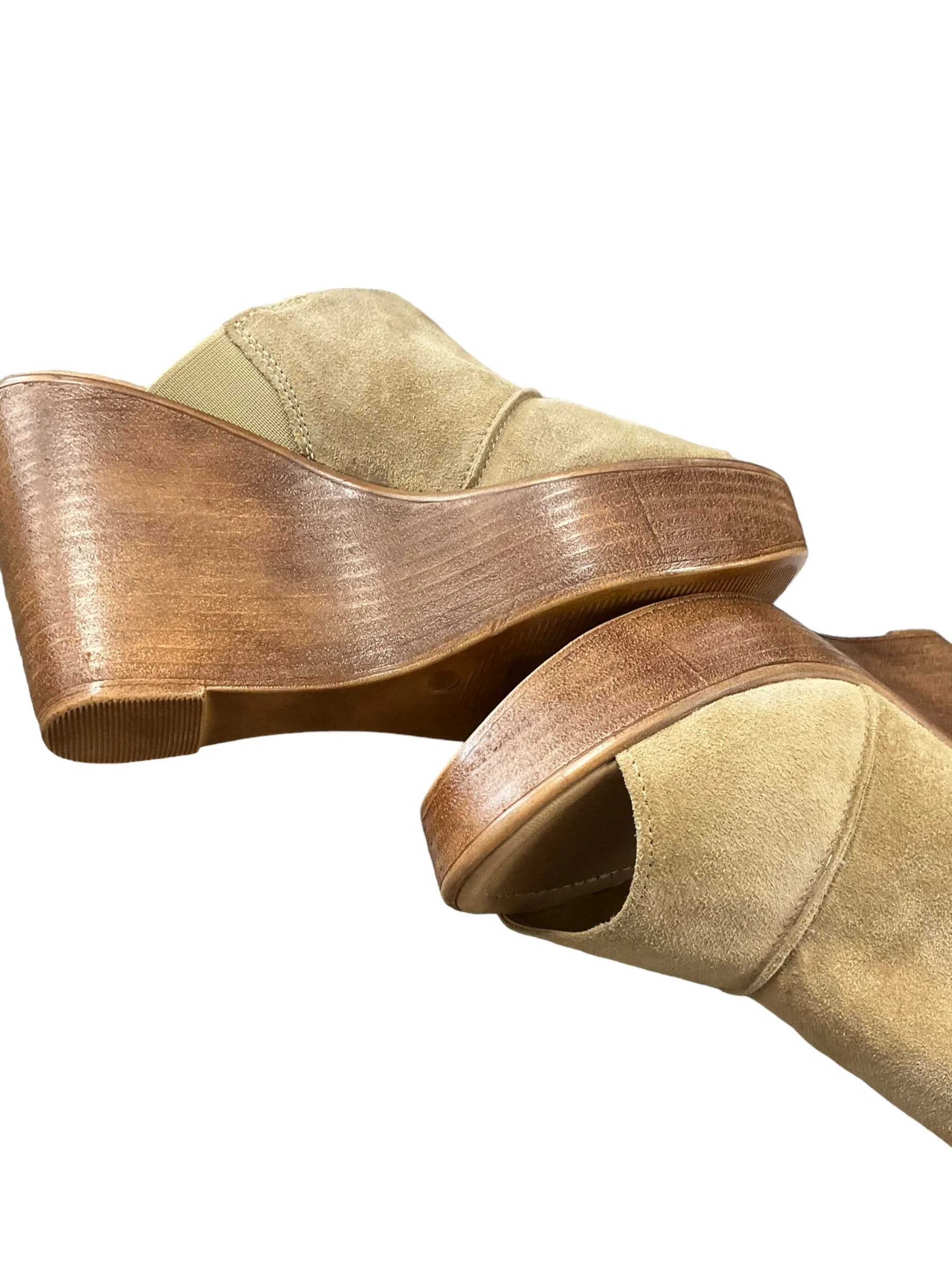 Tan Sandals Heels Wedge Clothes Mentor, Size 7.5