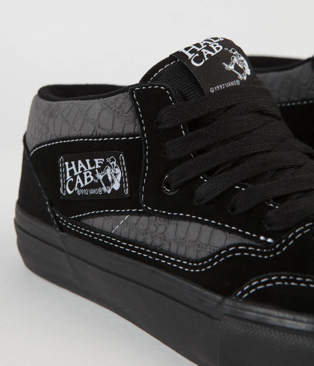 Vans Half Cab Pro '92 Shoes - (Croc) Black / Pewter