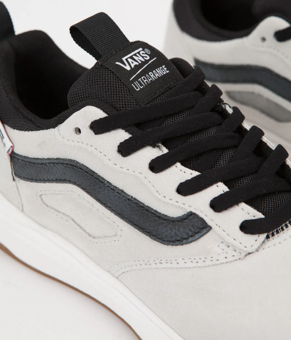 Vans UltraRange Pro Shoes - White / Black