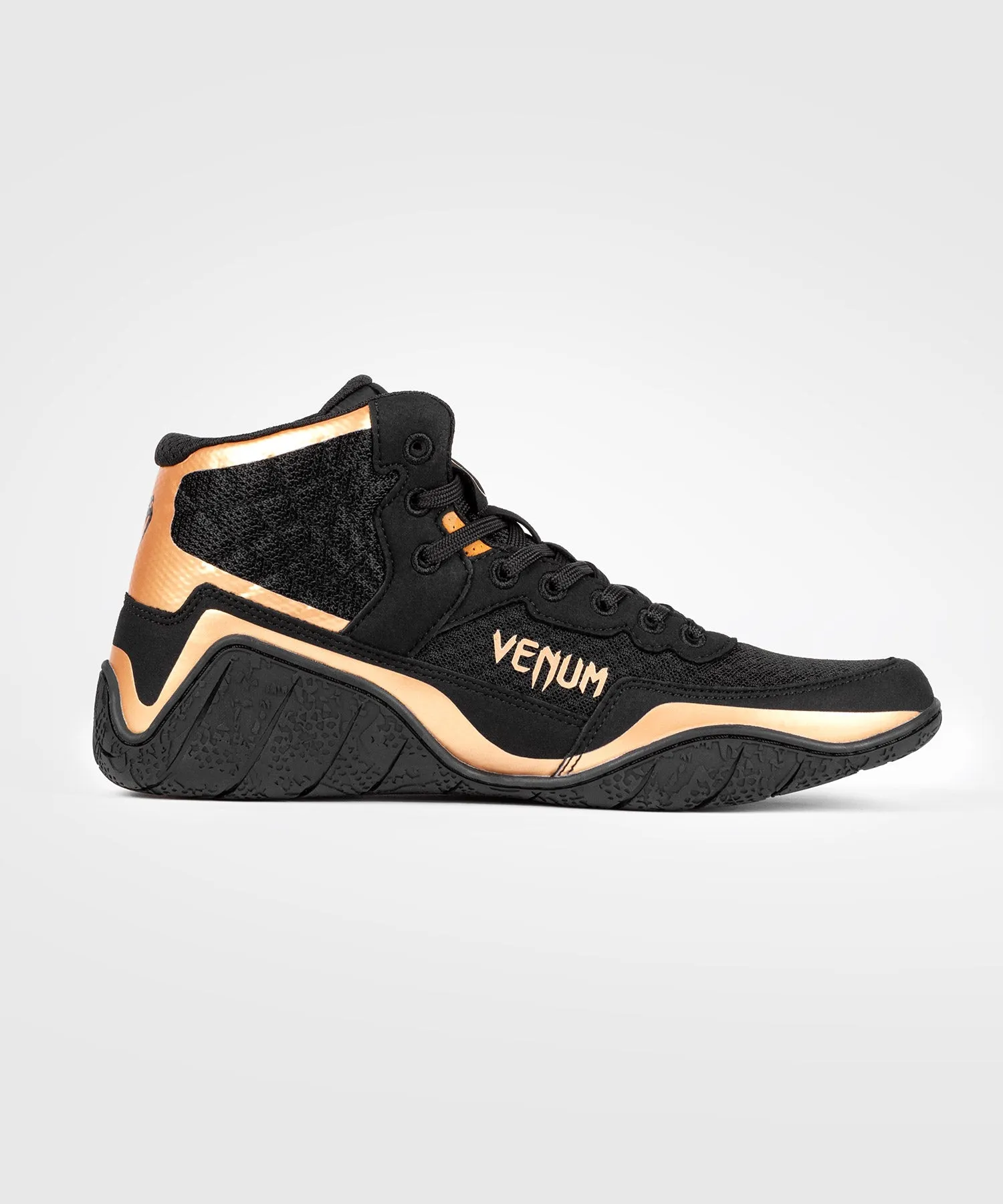 Venum Elite Wrestling Shoes - Black/Bronze