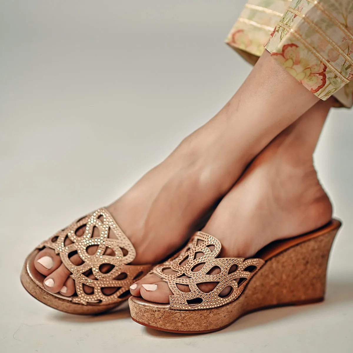 Wardrobe Essential '24 - Huda Wedge